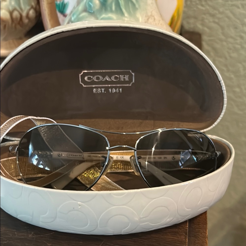 Coach Women's gray and cream Sunglasses